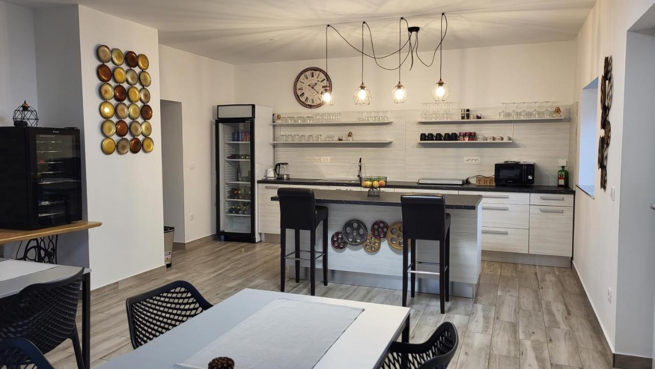 Hostel Postaja Руше Экстерьер фото